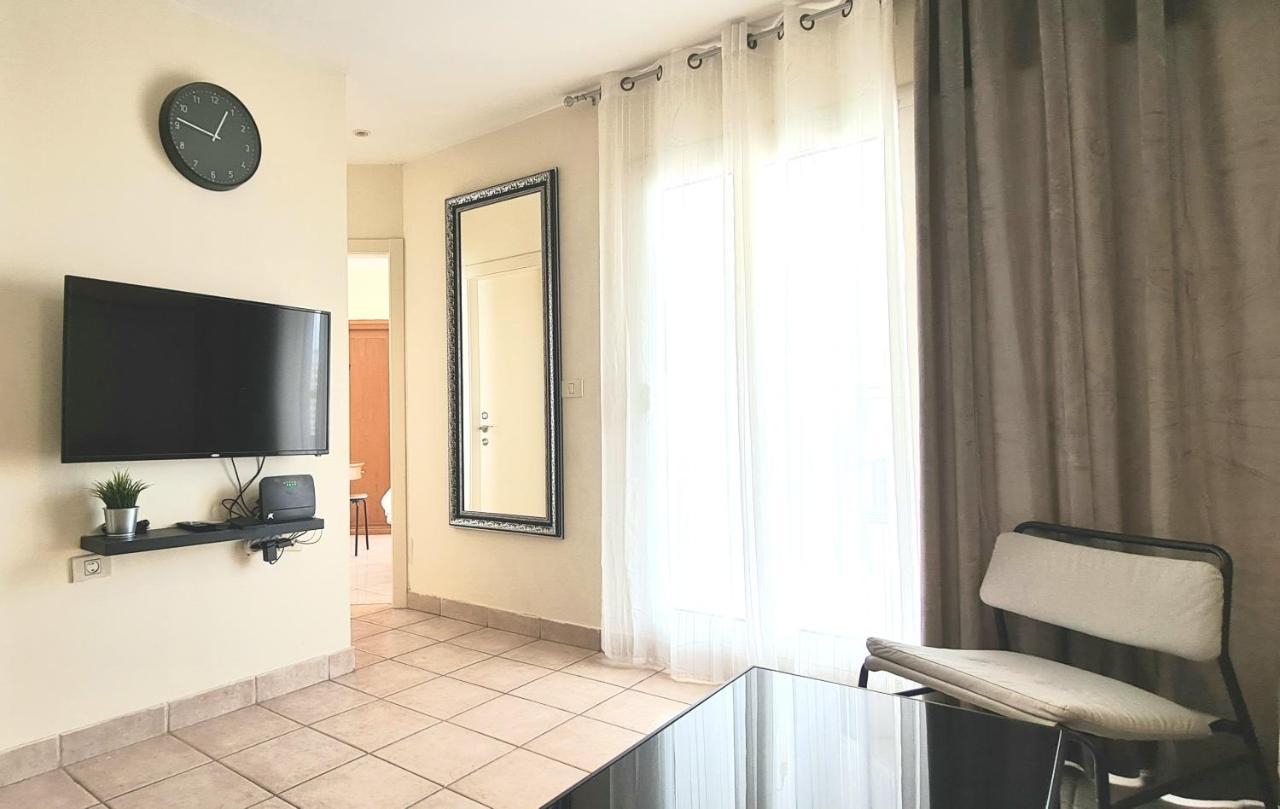 בת ים Go To Apartments In Leonardo מראה חיצוני תמונה