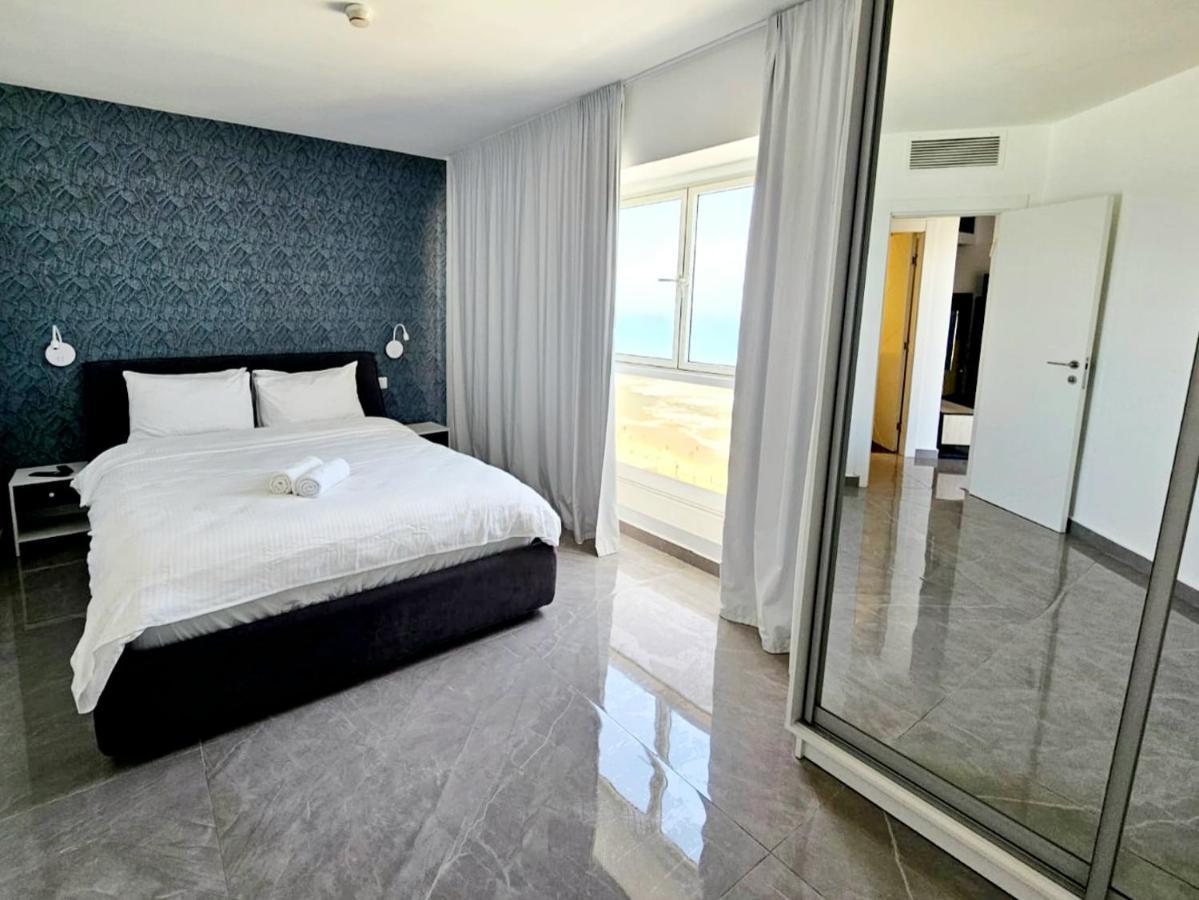 בת ים Go To Apartments In Leonardo מראה חיצוני תמונה