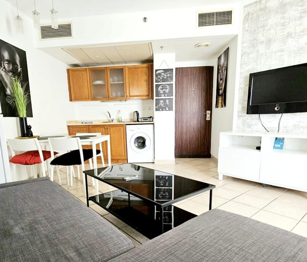 בת ים Go To Apartments In Leonardo מראה חיצוני תמונה