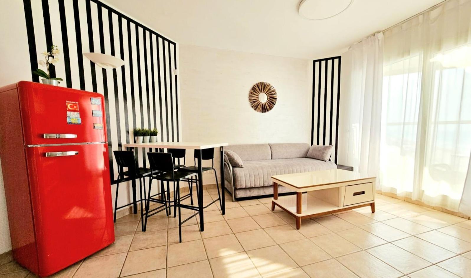 בת ים Go To Apartments In Leonardo חדר תמונה