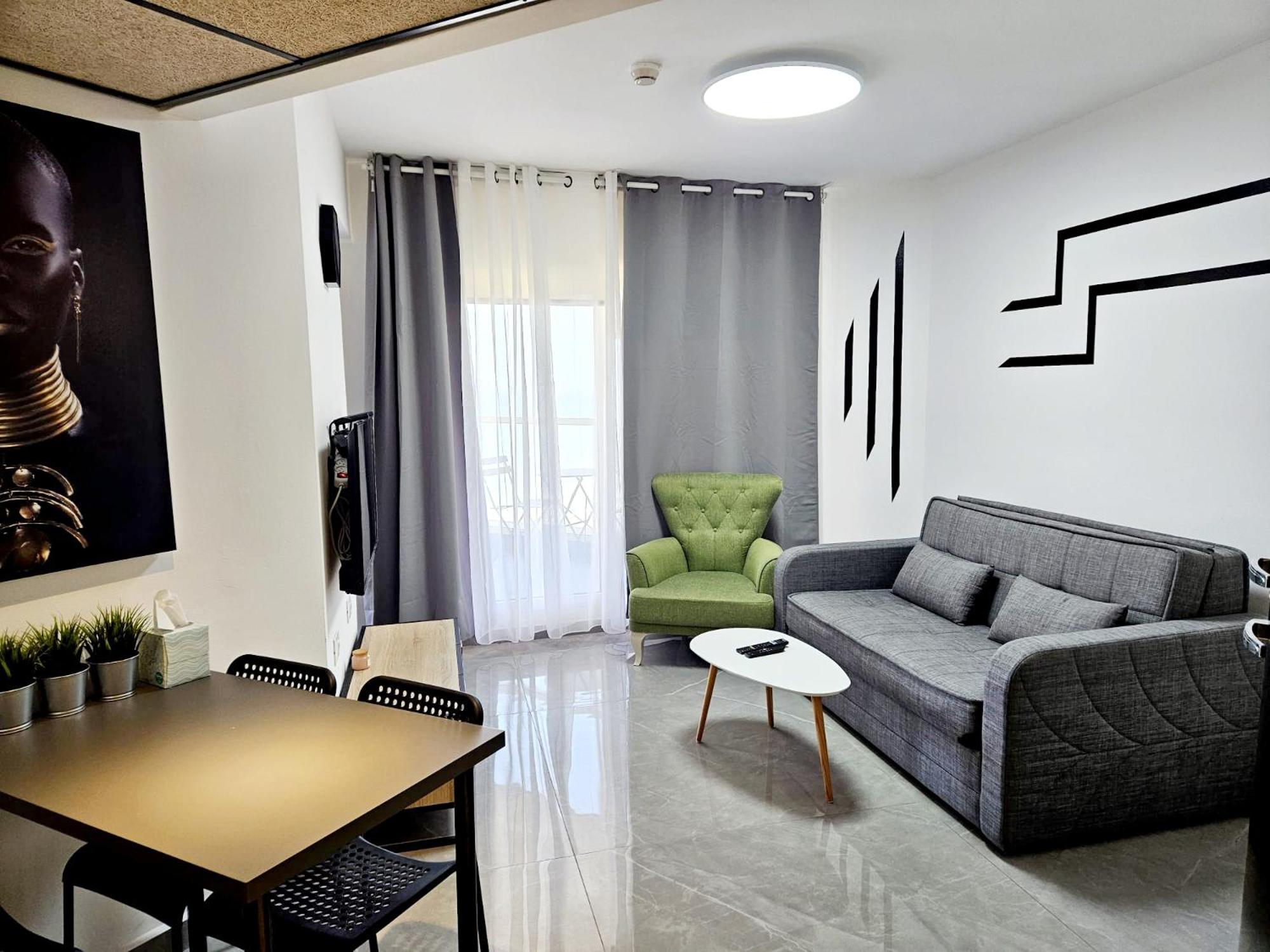בת ים Go To Apartments In Leonardo חדר תמונה